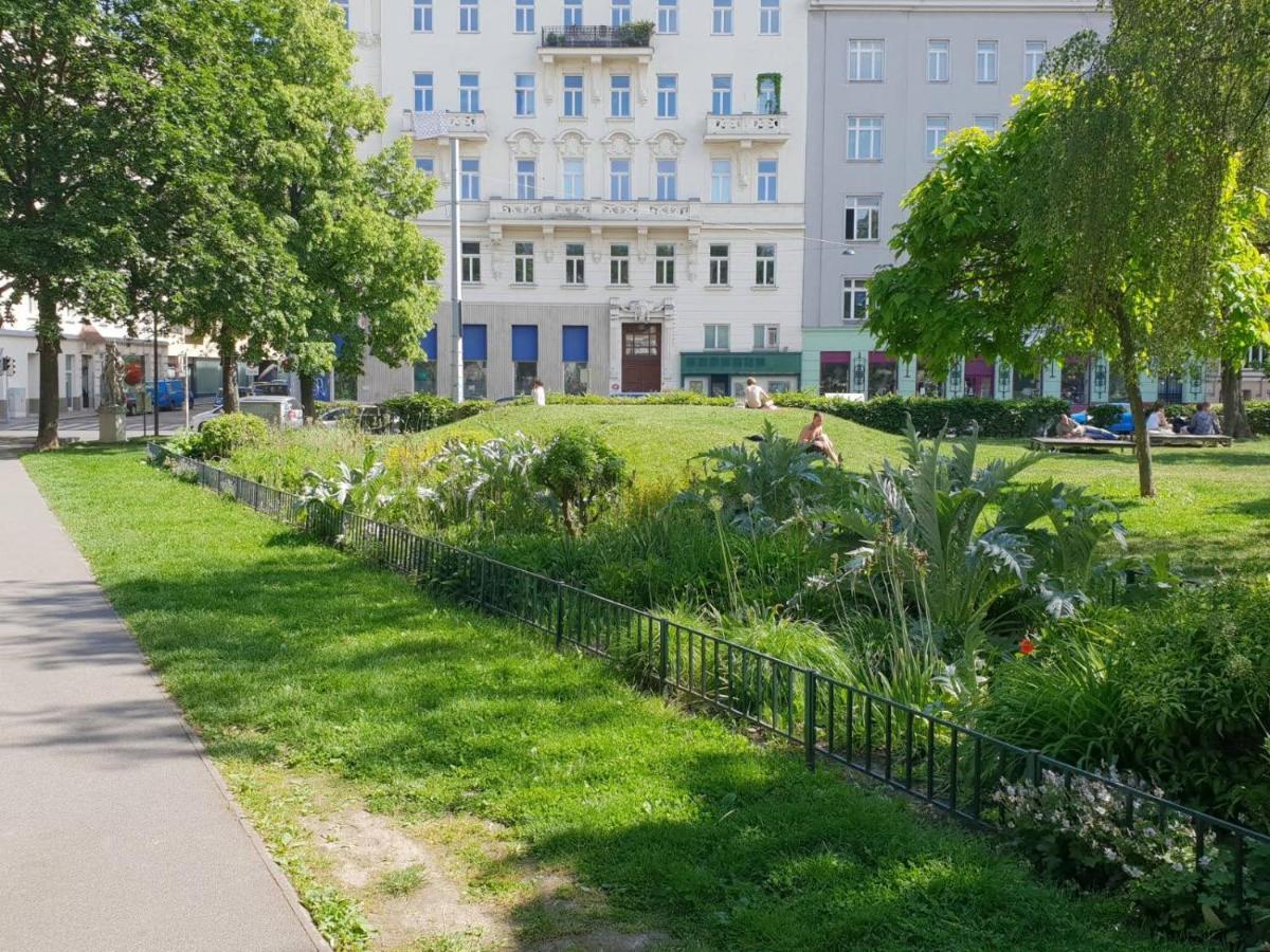 Mauthaus Schoenbrunn Wien Exteriör bild